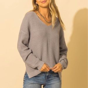 V neck knit sweater